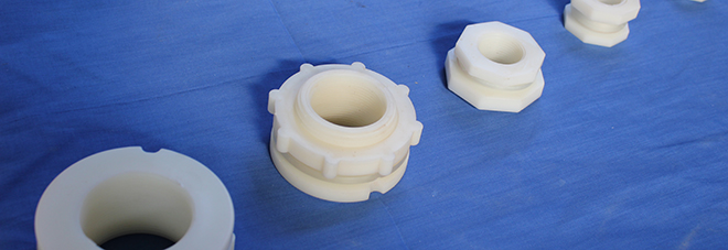 塑料儲罐配件應(yīng)該如何選擇，標準是什么